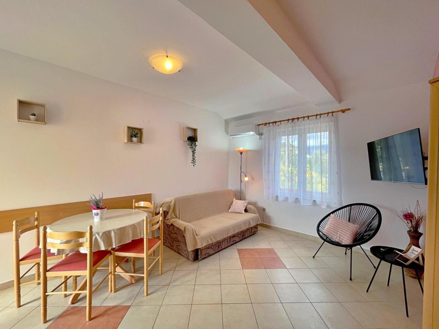 Villa Tiha Lili ชิโล ภายนอก รูปภาพ